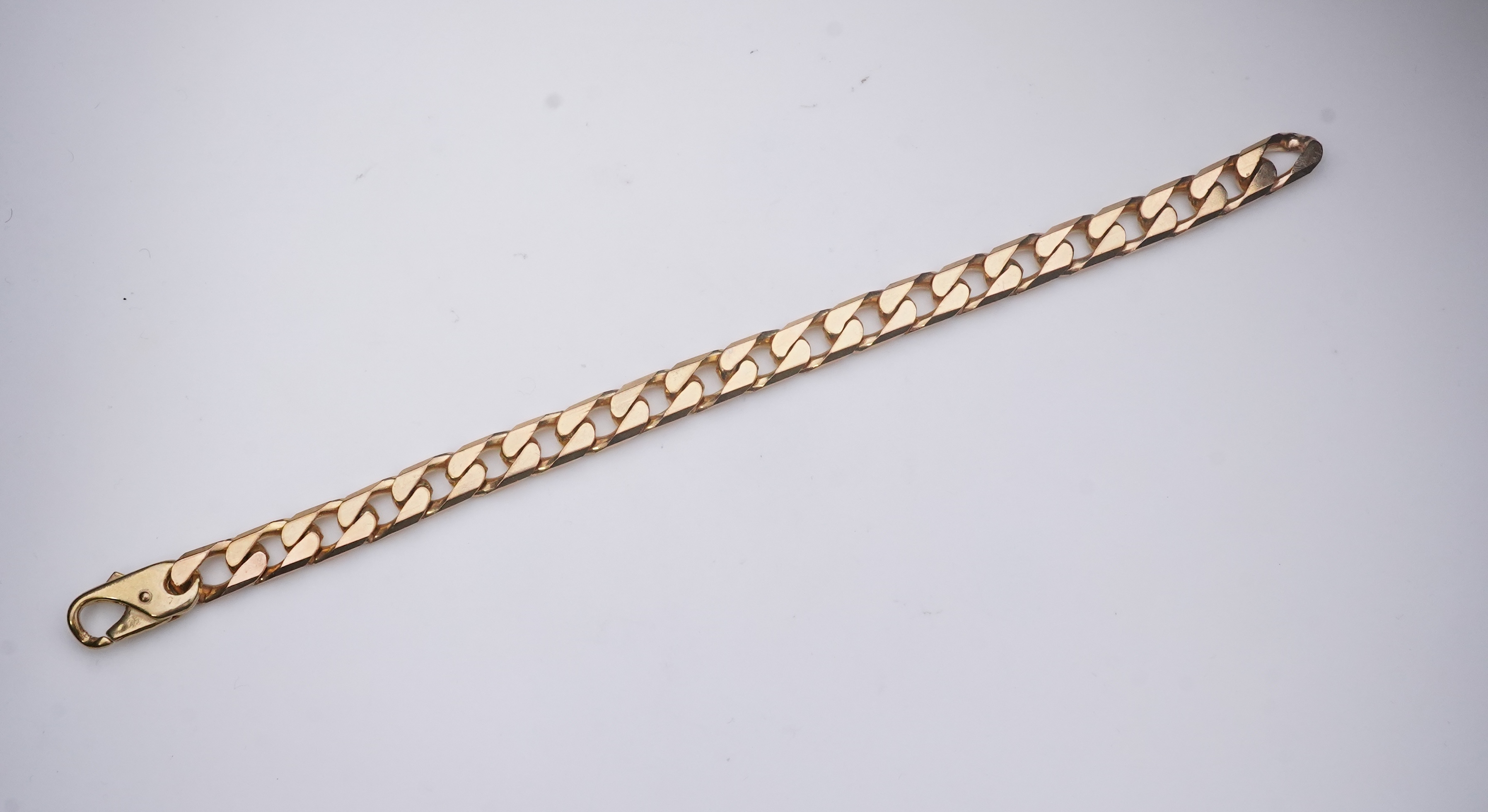 A 9ct gold bracelet, circa 1989